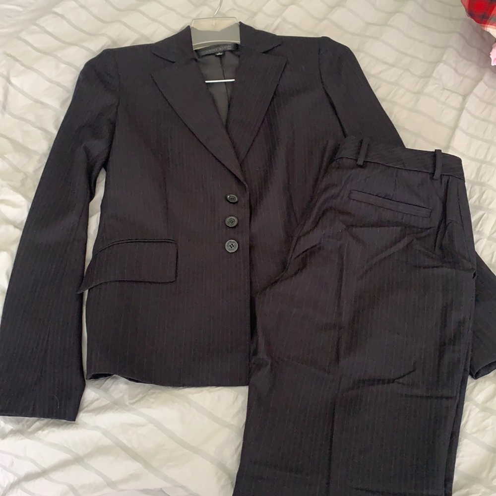 Anne Klein pantsuit black pinstripe